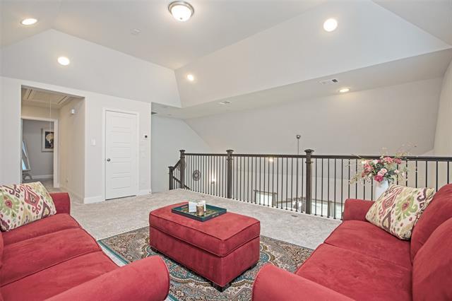 Building Photo - 933 Slate Ln