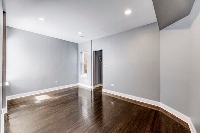 Building Photo - 7025 S Chappel Ave