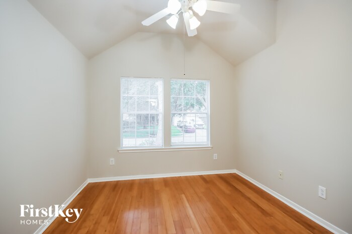 Building Photo - 31223 Rainwood Park Ln