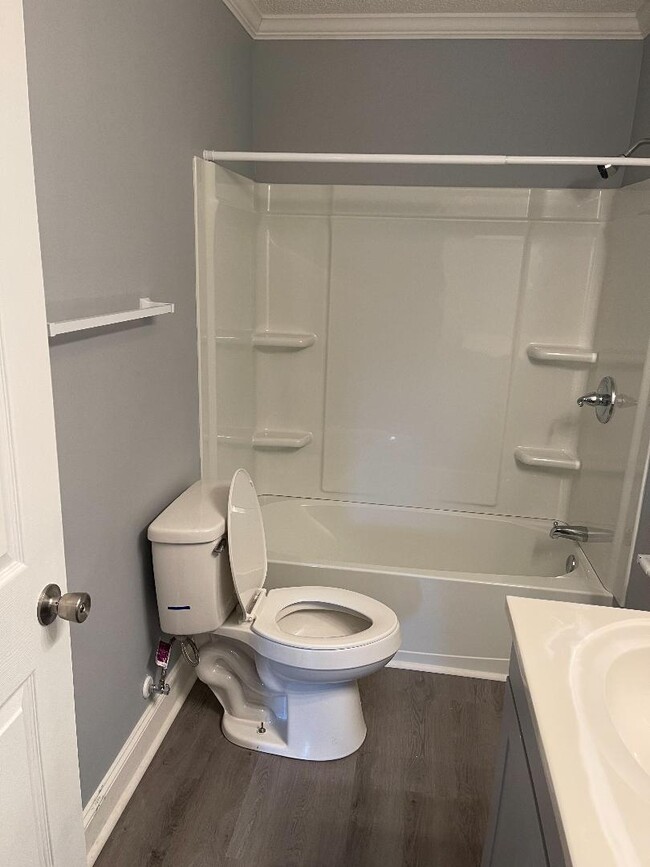 New Bathroom - 122 Chunn Ln