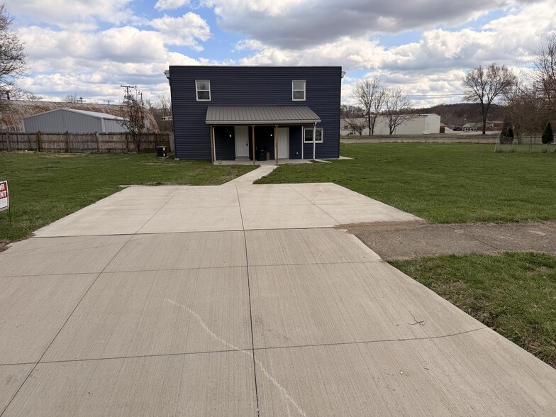 Street View - 214 Perry St