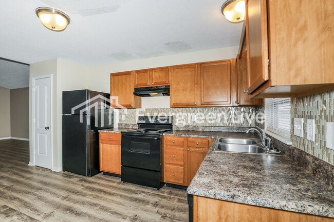 Building Photo - 4108 Apple Creek Dr