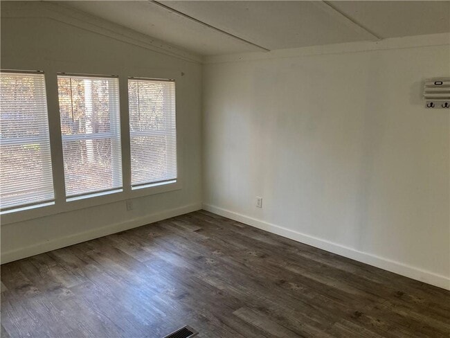 Building Photo - 34 Souther Trail