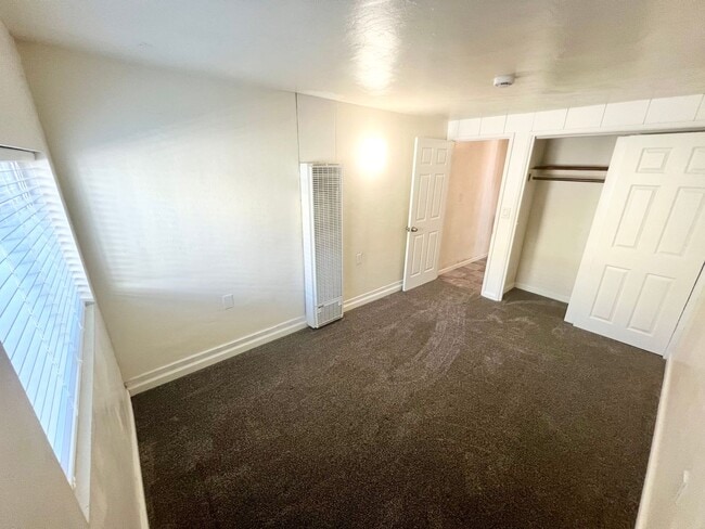 Building Photo - 1360-1364.5-13645 Pacific Beach Dr