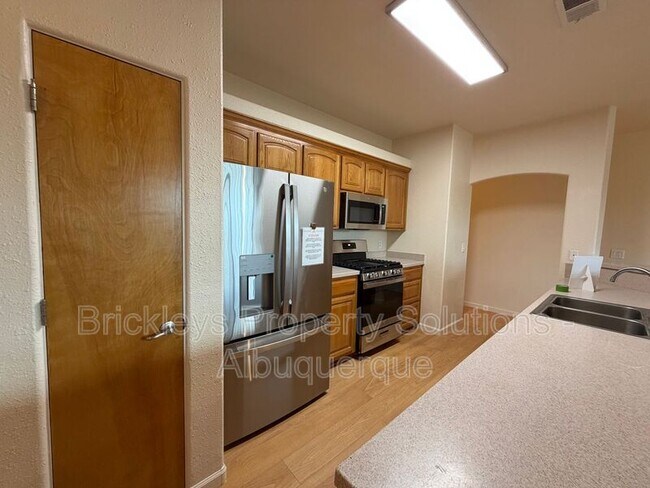 Building Photo - 1612 3rd St SW