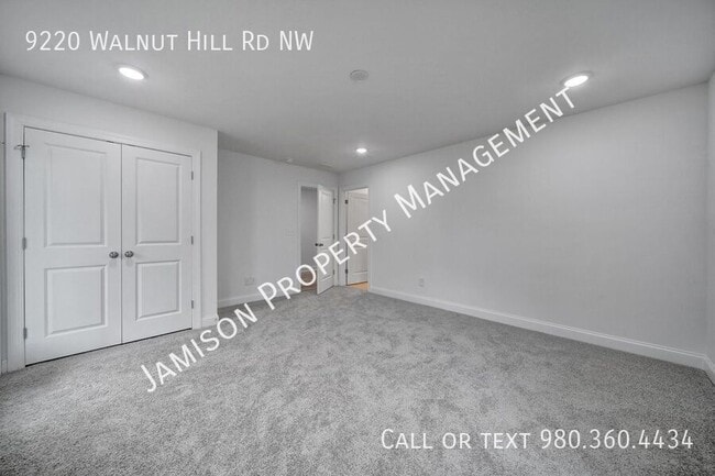 Building Photo - 9220 Walnut Hl Rd NW
