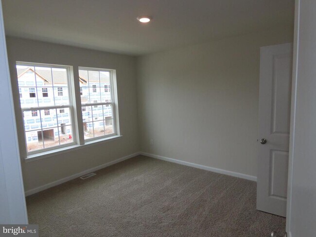 Building Photo - 3074 Martha Wy