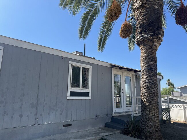 Primary Photo - 17470 Haynes Ave
