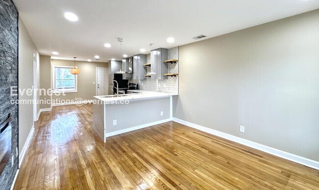 Building Photo - 2047 Nettie Ct