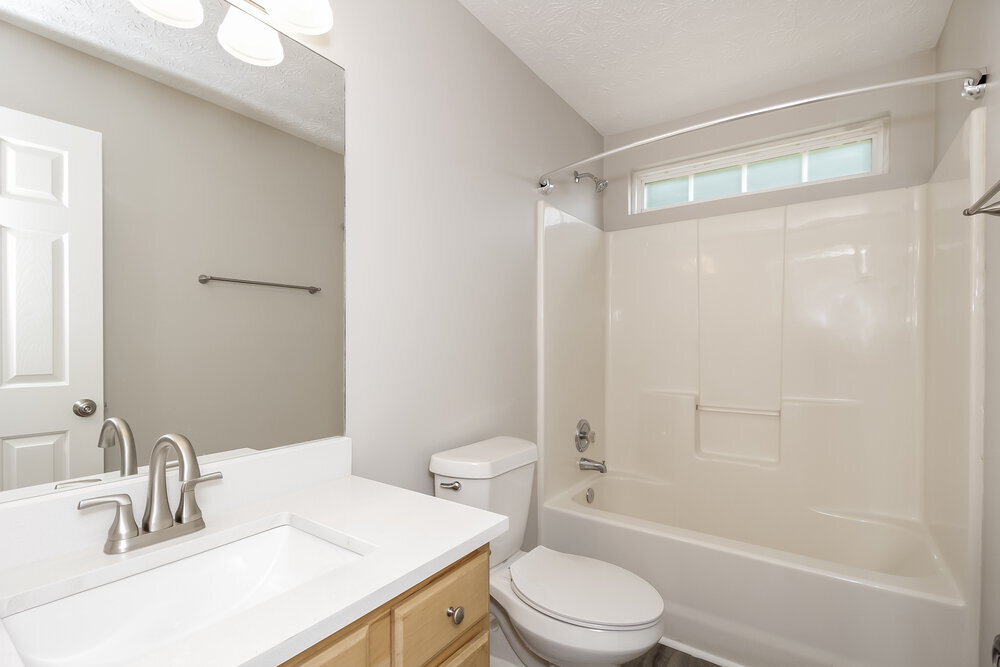 Building Photo - 143 Oak Grove Pl
