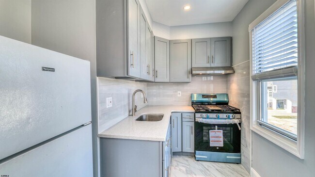 Building Photo - 5201 Ventnor Ave