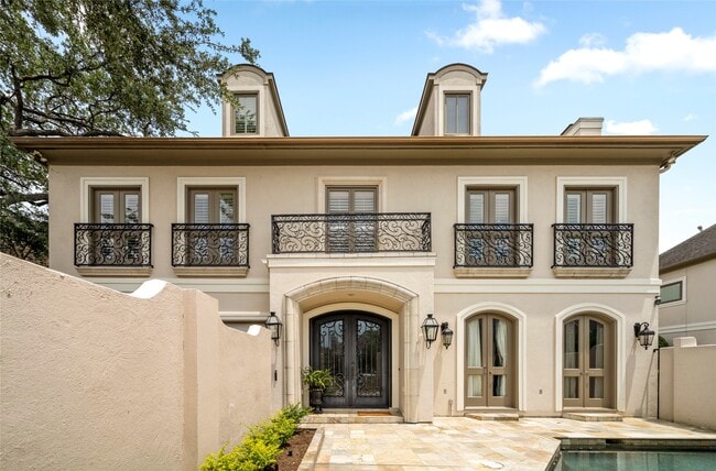 Building Photo - 1505 Potomac Dr