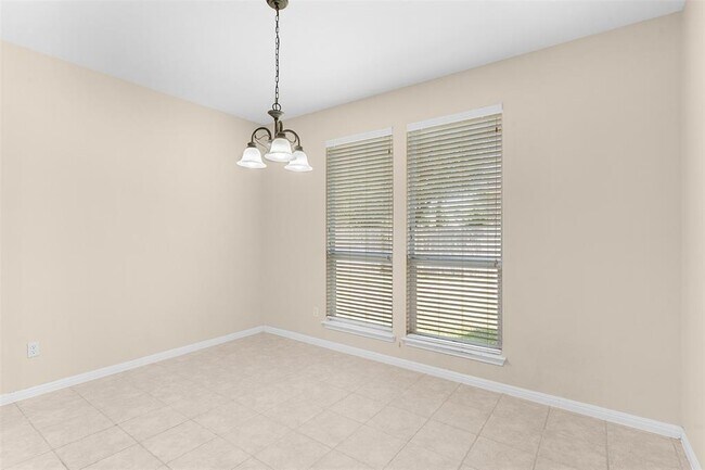 Building Photo - 3206 Luminoso Ln E