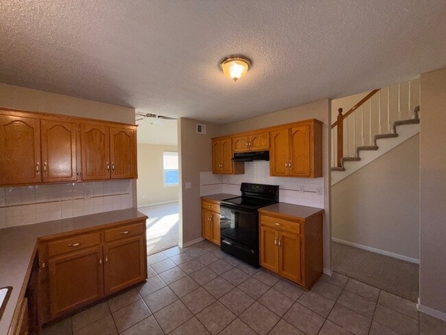 Building Photo - 8619 N McDonald Ave