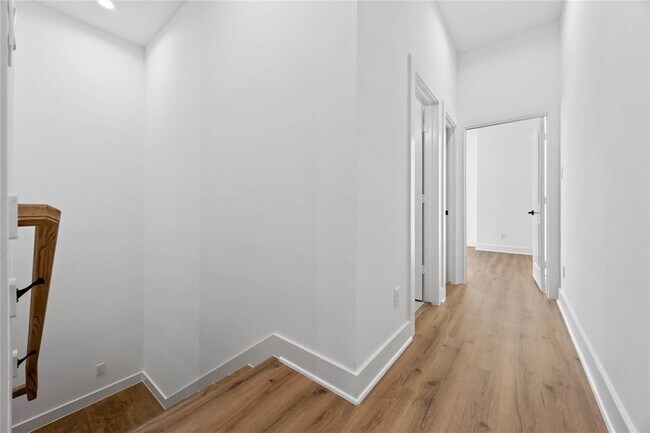 Building Photo - 7719 Orebo St