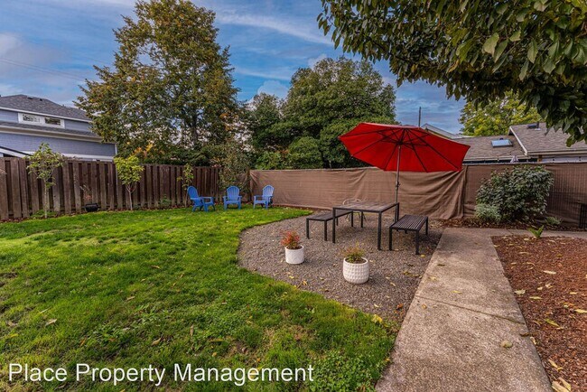 Building Photo - 4 br, 2 bath House - 1134 SE Marion St. Un...