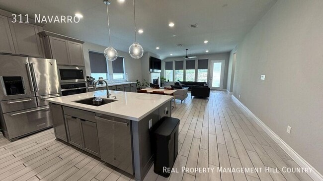 Building Photo - 311 Navarro-