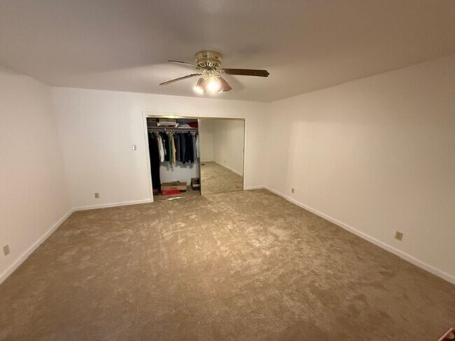 Building Photo - Resort-Style Living at Poker Flats gated community – 4 BR / 3 BA Multi-Level Home