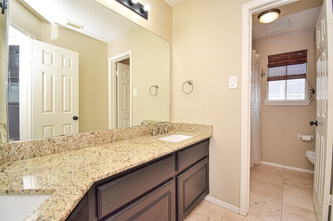 Building Photo - 12919 Bristol Berry Dr