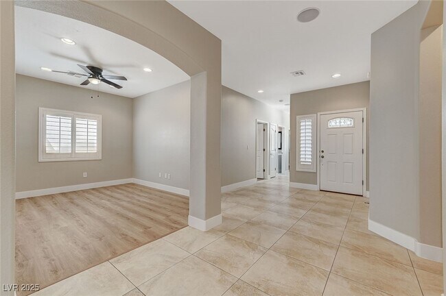 Building Photo - 4437 Verdiccio Ave