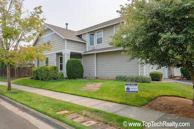 Building Photo - Lovely Traditional 2BD · 2.5BA + Office/De...