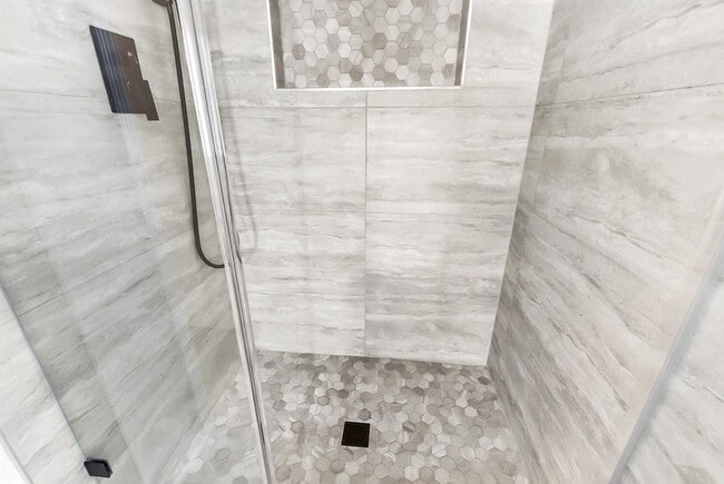 Building Photo - 21823 Mystic Point Ct