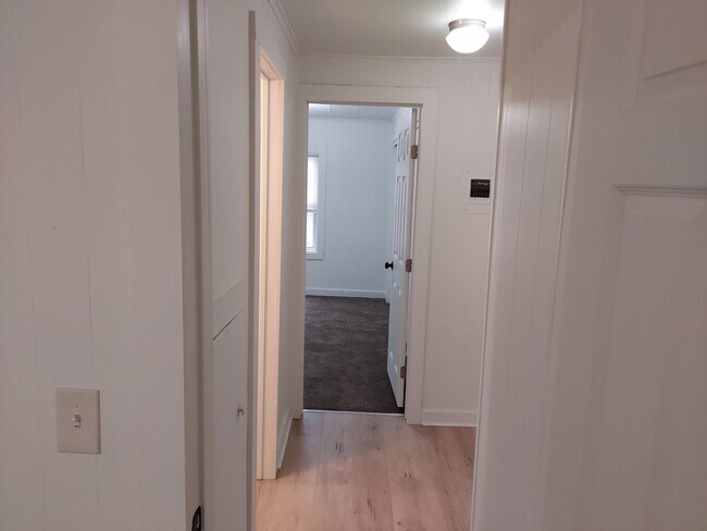 Building Photo - 1120 28th St