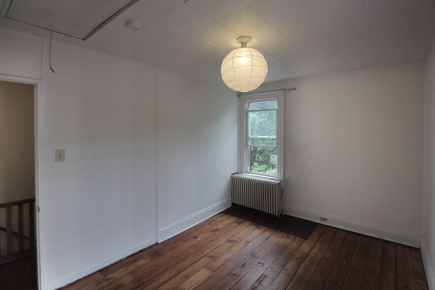 Building Photo - 331 Franklin Ave