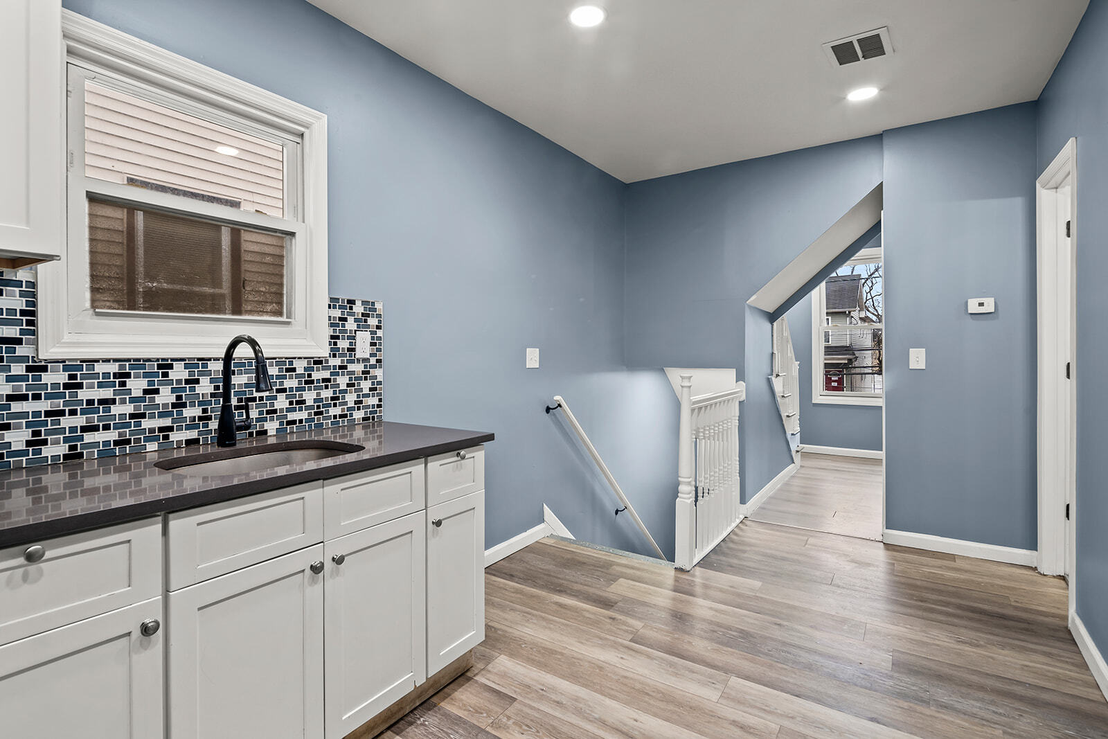 Building Photo - 275 Clinton Pl