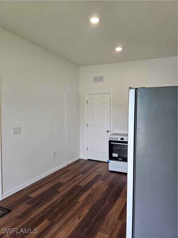 Building Photo - 3835 Lora St