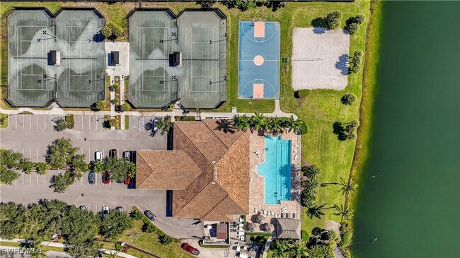 Building Photo - 14266 Reflection Lakes Dr