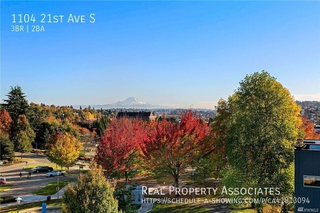 Building Photo - 1104 21st Ave S