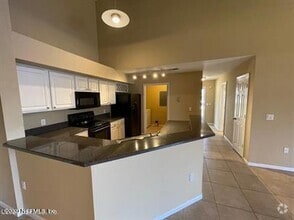 Building Photo - 300 Boardwalk Dr