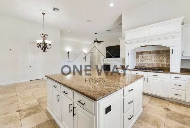 Building Photo - 4432 E Ford Ave