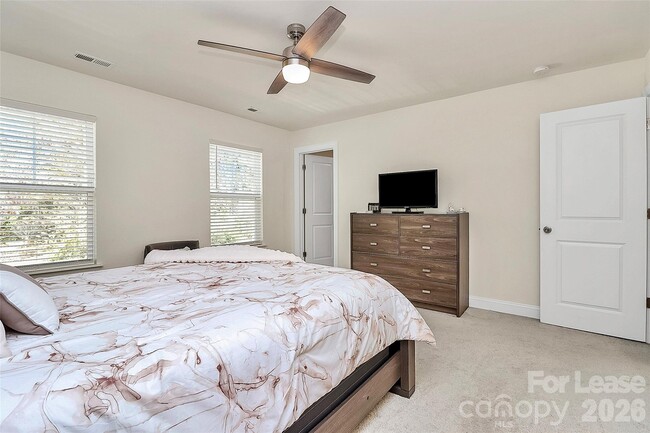 Building Photo - 2126 Blewett Dr