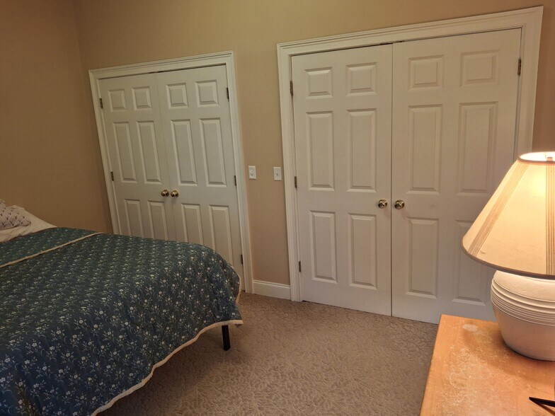 Building Photo - 203 Trinity Way