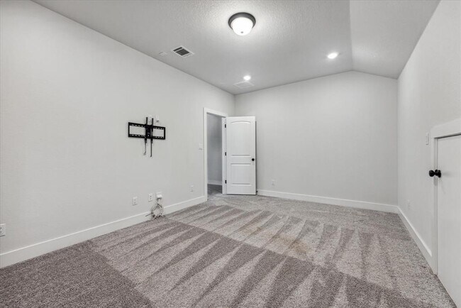 Building Photo - 7724 Alouette Dr
