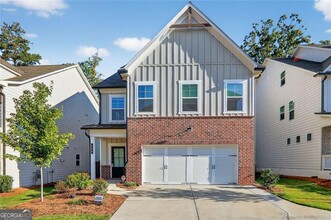 Building Photo - 608 Avondale Pk Cir