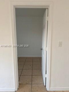 Building Photo - 510 NW 24th Ave