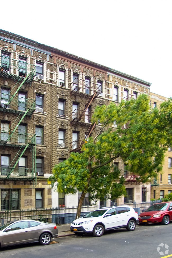 Building Photo - 123 Post Ave