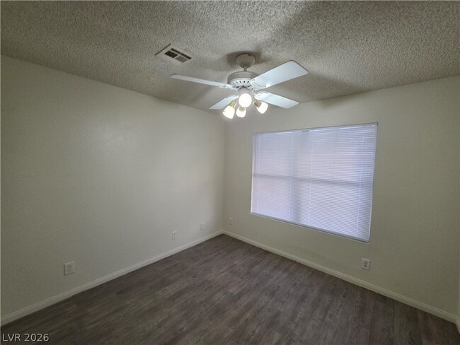 Building Photo - 6561 Avon Ct