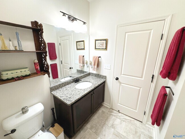Building Photo - 2709 Thornton Cir SW