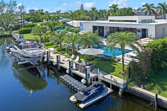 Building Photo - 655 Layne Blvd