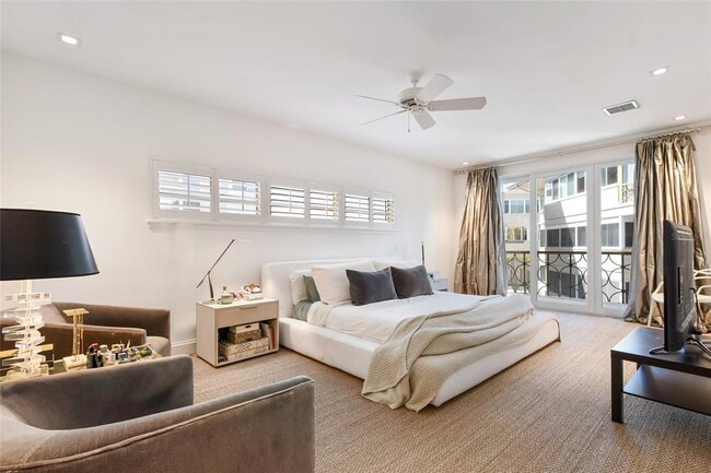 Building Photo - 311 E Morse Blvd