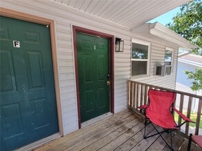 Building Photo - 1727 Bridleton Woods Dr