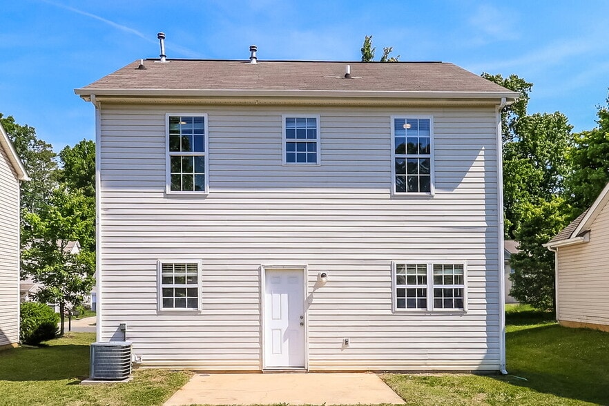 Building Photo - 1518 Braveheart Ln