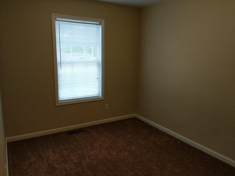 2nd Bedroom, 2nd Floor - 1411 Monroe Ave.