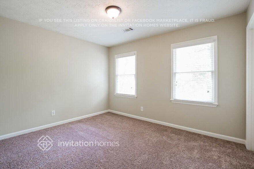 Building Photo - 5130 Brownwood Dr