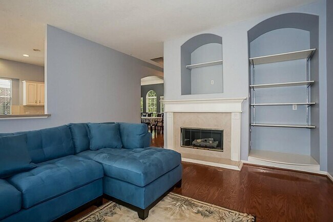 Building Photo - 6105 Jordan Dr