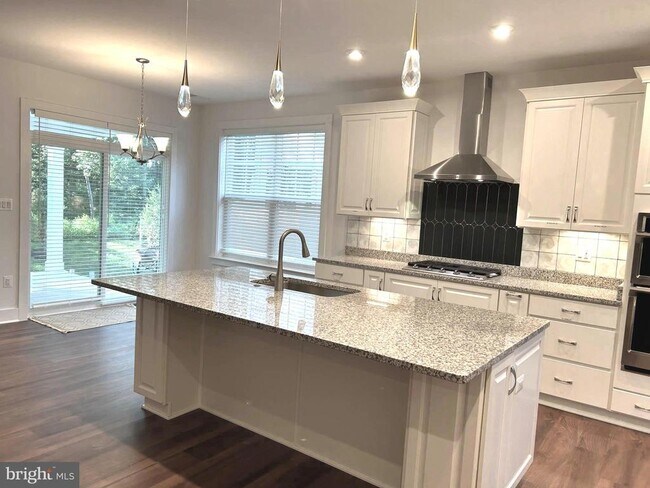 Building Photo - 8708 Southrun Ct